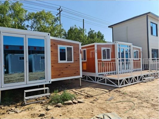 防水プリファブコンテナハウス ポリゴン屋根と加熱ガラス屋根材料