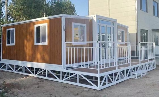 簡単に組み立てられる 折りたたむ部屋 住宅 生きる準備 現代のデザイン スタイル 多角型屋根 模造